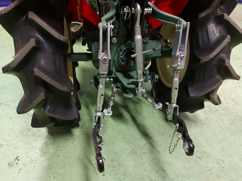 2020-11-29_yanmar_ym1301_minitraktor_kompakttraktor-12